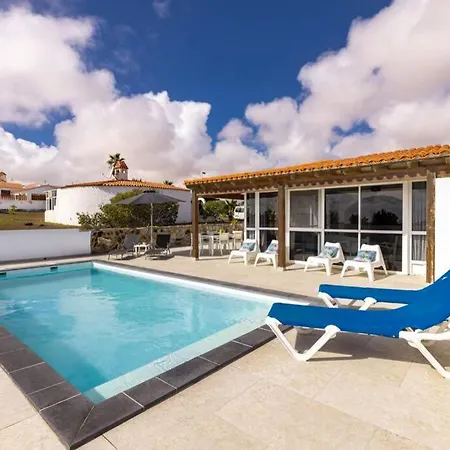 Holiday home Casa El Cardon: Charming With Private Pool. Parque Holandes