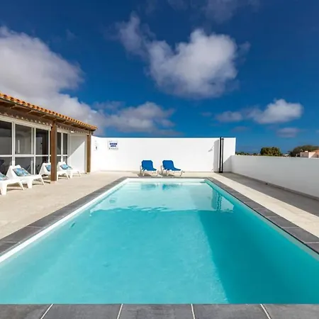 Holiday home Casa El Cardon: Charming With Private Pool. Parque Holandes