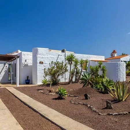 Casa El Cardon: Charming With Private Pool. Parque Holandes