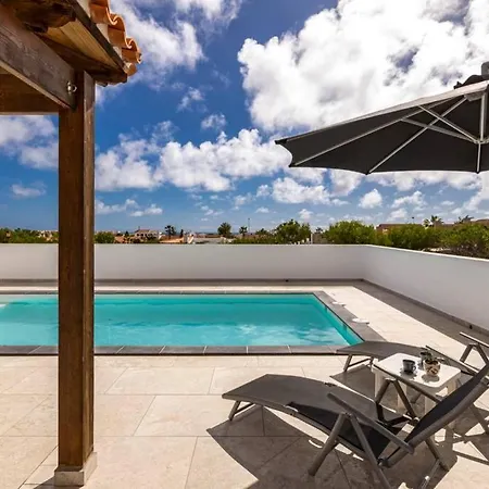 Casa El Cardon: Charming With Private Pool.