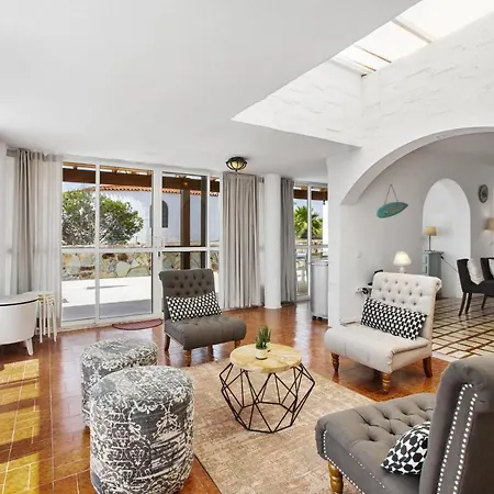 Casa El Cardon: Charming With Private Pool. Holiday home *