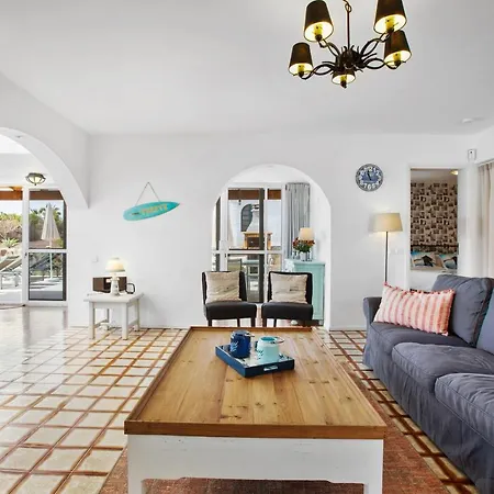 Casa El Cardon: Charming With Private Pool.